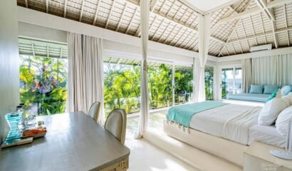 Villa Puro Blanco – 5 Bedroom Villa Elegant and Tropical Style in Canggu