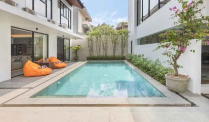 Villa Modern Style in Canggu - Pool Area