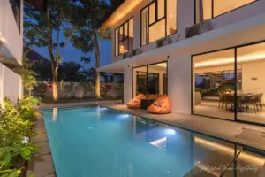 Read more about Villa Daun 3 Canggu – 6 Bedroom Luxury Villa Modern Style in Canggu