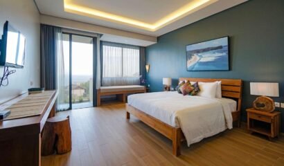 Grand Villa Uluwatu – Luxury 12 Bedrooms Ocean View Villa in Uluwatu