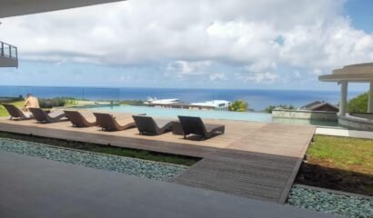 Grand Villa Uluwatu – Luxury 12 Bedrooms Ocean View Villa in Uluwatu