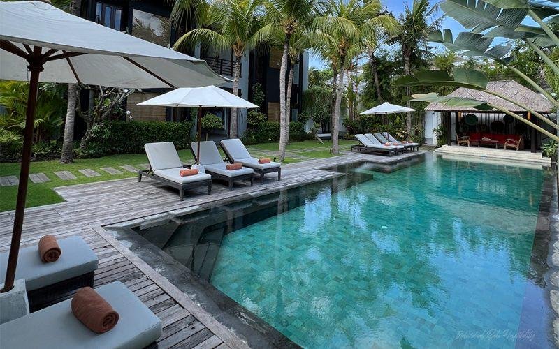 Villa Abakoi – Spacious 6 Bedrooms Villa in The Heart of Seminyak