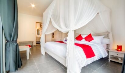 Villa Wiana – A Contemporary 3 Bedroom Luxury Retreat in Central Seminyak