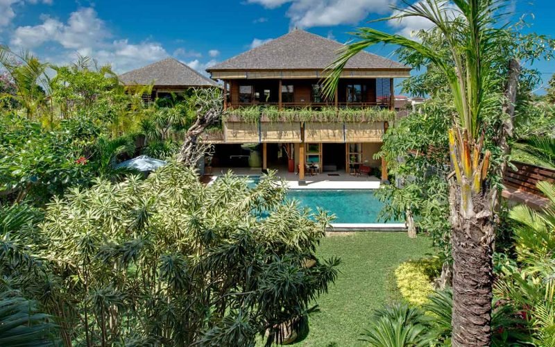 Villa Kinara – A Luxurious 6 Bedroom Villa in Seminyak