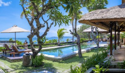 Villa Cemara – Absolute beachfront 5 Bedroom in Sanur