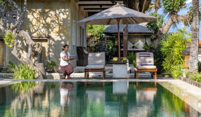 Villa Cemara – Absolute beachfront 5 Bedroom in Sanur