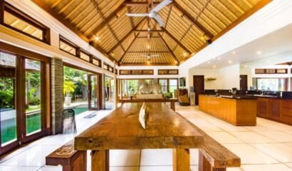 Villa Damai – Luxurious 3-Bedroom Villa in Seminyak, Bali