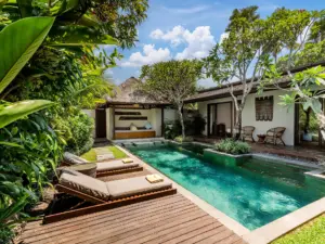 Bumbak Park Villa Cempaka