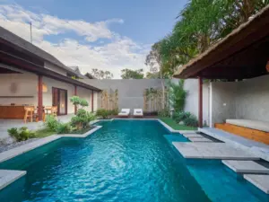 Read more about Bumbak Park Villa Iris