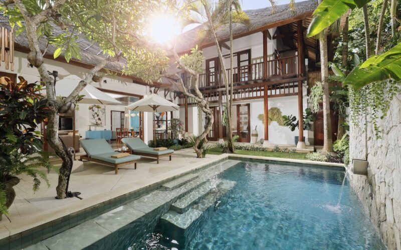 Villa Danis: Luxurious Family Retreat in the Heart of Jimbaran