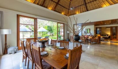 Villa Ohm: Effortless Tropical Allure Meets Modern Comfort in Jimbaran