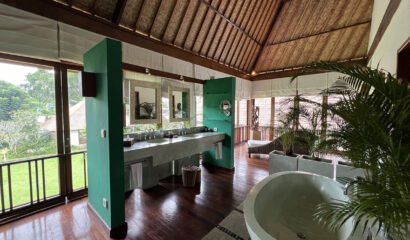 Villa Vastu – A Tranquil Paradise Luxury 4 Bedroom Villa with mountain View Ubud