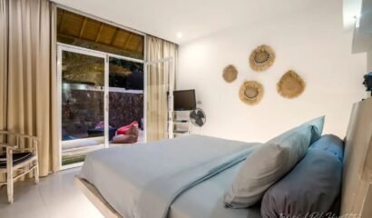 Experience Ultimate Relaxation at This Stunning 6-Bedroom Villa in Seminyak