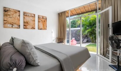 Experience Ultimate Relaxation at This Stunning 6-Bedroom Villa in Seminyak
