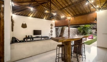 Experience Ultimate Relaxation at This Stunning 6-Bedroom Villa in Seminyak