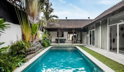 Experience Ultimate Relaxation at This Stunning 6-Bedroom Villa in Seminyak