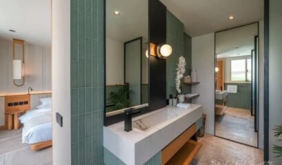 Coco Bay Villa – Exclusive 8-Bedroom Villa for Group Stays in Berawa