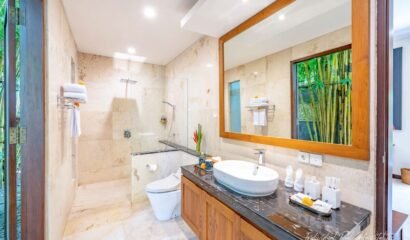 Puri Lana Villa