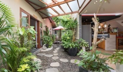 Villa Sode Balangan – Unique Design Building With Beautiful Manicure Landscape
