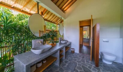 Villa Kauh – Tranquil 5 Bedroom Retreat in Pererenan, Bali