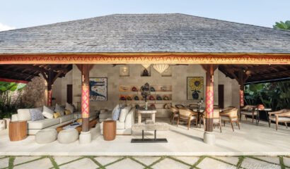The Suaka Baliaga – 7BR Balinese Tropical Villa Perfect for Kids Near Batu Belig Beach