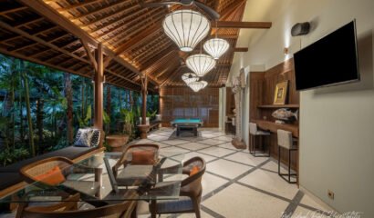 The Suaka Baliaga – 7BR Balinese Tropical Villa Perfect for Kids Near Batu Belig Beach