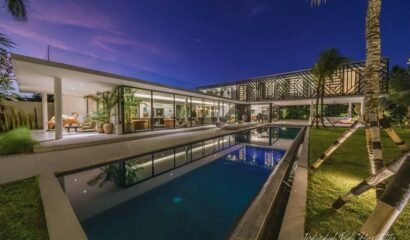 The Bull House – Luxury 6-Bedroom Villa in Seminyak