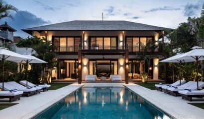 Villa Gendang – 5-Bedroom Private Villa Walking Distance to Seminyak Beach