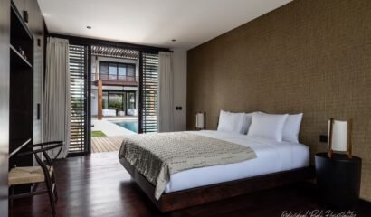 Villa Gendang – 5-Bedroom Private Villa Walking Distance to Seminyak Beach