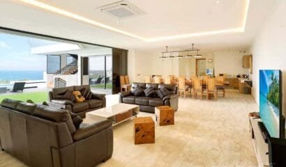 Sea View Villa Uluwatu – Your Modern Oceanfront Escape Near Savaya