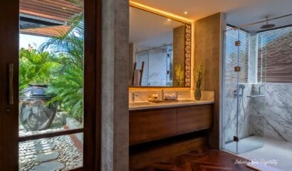 Jeeva Tirta Villa – A Tropical Riverside Retreat Villa with Luxurious Facilities in Seminyak