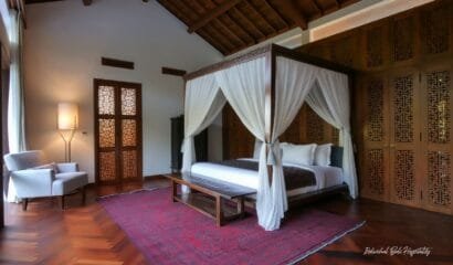 Jeeva Tirta Villa – A Tropical Riverside Retreat Villa with Luxurious Facilities in Seminyak