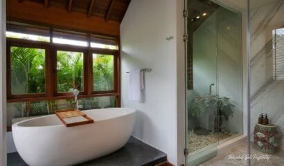 Jeeva Tirta Villa – A Tropical Riverside Retreat Villa with Luxurious Facilities in Seminyak