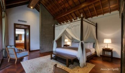 Jeeva Tirta Villa – A Tropical Riverside Retreat Villa with Luxurious Facilities in Seminyak