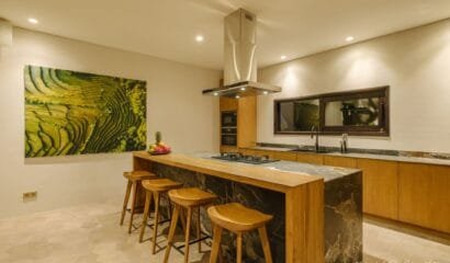 Villa Uni Canggu – 3BR Tropical Retreat Near Echo Beach and Batu Bolong