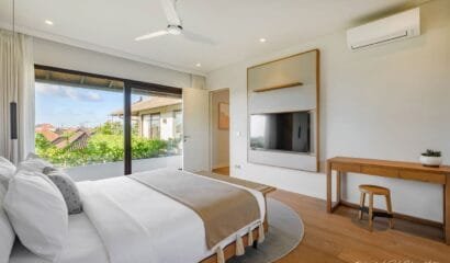 Villa Uni Canggu – 3BR Tropical Retreat Near Echo Beach and Batu Bolong