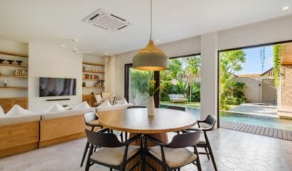 Villa Uni Canggu – 3BR Tropical Retreat Near Echo Beach and Batu Bolong