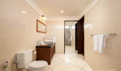 Evergreen Villa – Expansive 9-Bedroom Villa for Groups in Canggu