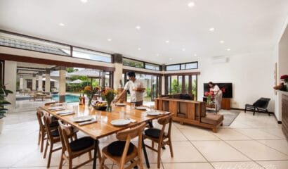 Evergreen Villa – Expansive 9-Bedroom Villa for Groups in Canggu