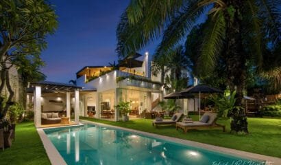 Pine Villa – A 7-Bedroom Private Villa in Canggu, Just 8 Minutes from Batu Bolong Beach