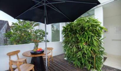 Pine Villa – A 7-Bedroom Private Villa in Canggu, Just 8 Minutes from Batu Bolong Beach