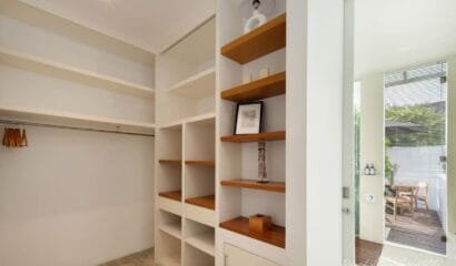 Pine Villa – A 7-Bedroom Private Villa in Canggu, Just 8 Minutes from Batu Bolong Beach