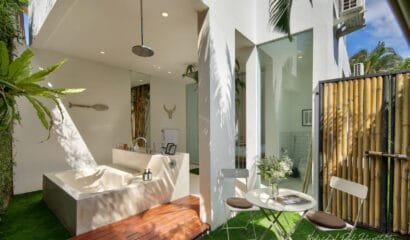 Pine Villa – A 7-Bedroom Private Villa in Canggu, Just 8 Minutes from Batu Bolong Beach