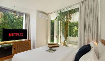 Pine Villa – A 7-Bedroom Private Villa in Canggu, Just 8 Minutes from Batu Bolong Beach