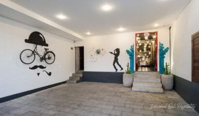 NicoNico Mansion Unique Art Themed 7 Bedroom Villa in Seminyak