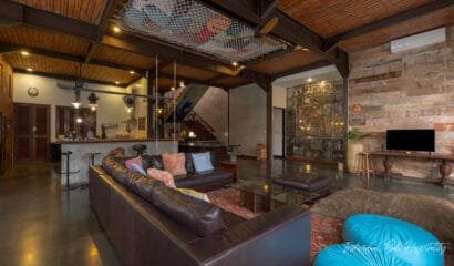NicoNico Mansion Unique Art Themed 7 Bedroom Villa in Seminyak