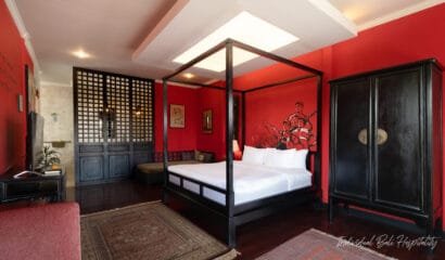 NicoNico Mansion Unique Art Themed 7 Bedroom Villa in Seminyak