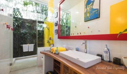 NicoNico Mansion Unique Art Themed 7 Bedroom Villa in Seminyak