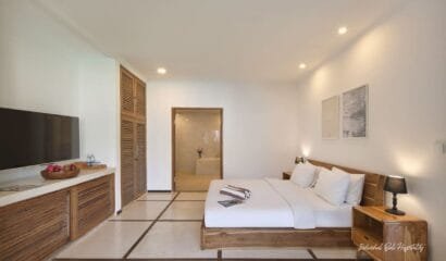 Viola Villa – Huge 9-Bedroom Private Villa in the Heart of Seminyak