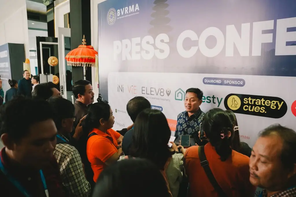 Kadek Adnyana speaking to press at the BVRMA press conference for Bali Villa Connect 2026